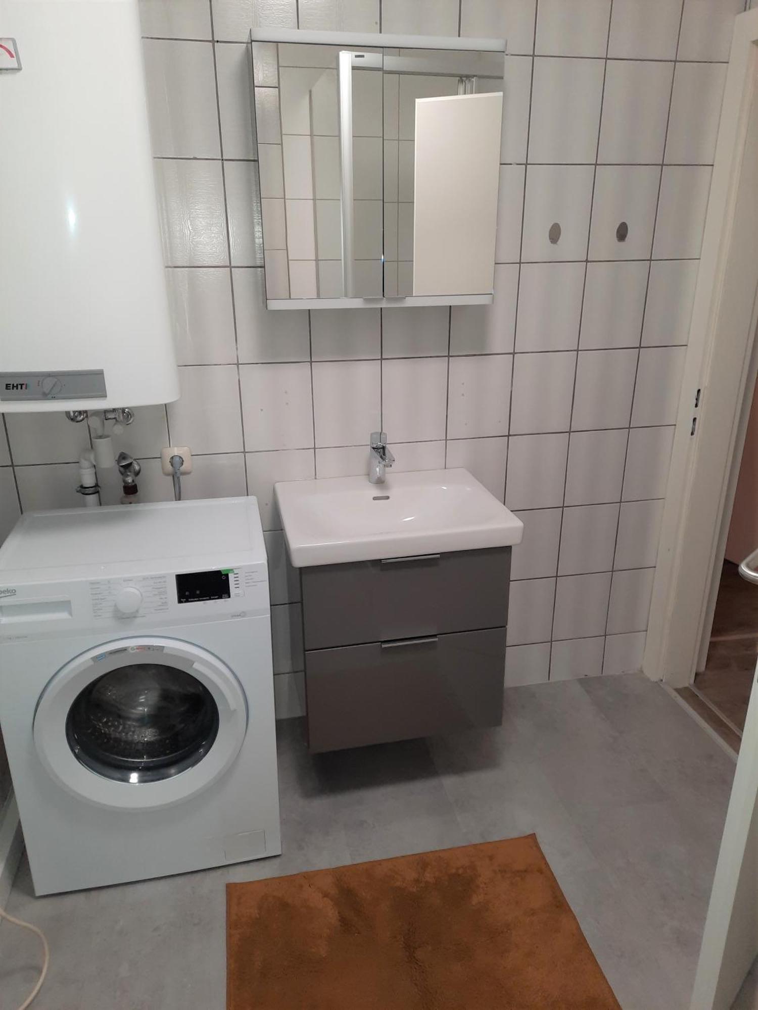 Ferienwohnung Im Zentrum Mit Balkon Und Parkplatz Гмунден Екстер'єр фото