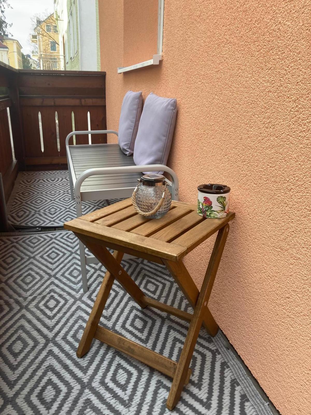 Ferienwohnung Im Zentrum Mit Balkon Und Parkplatz Гмунден Екстер'єр фото